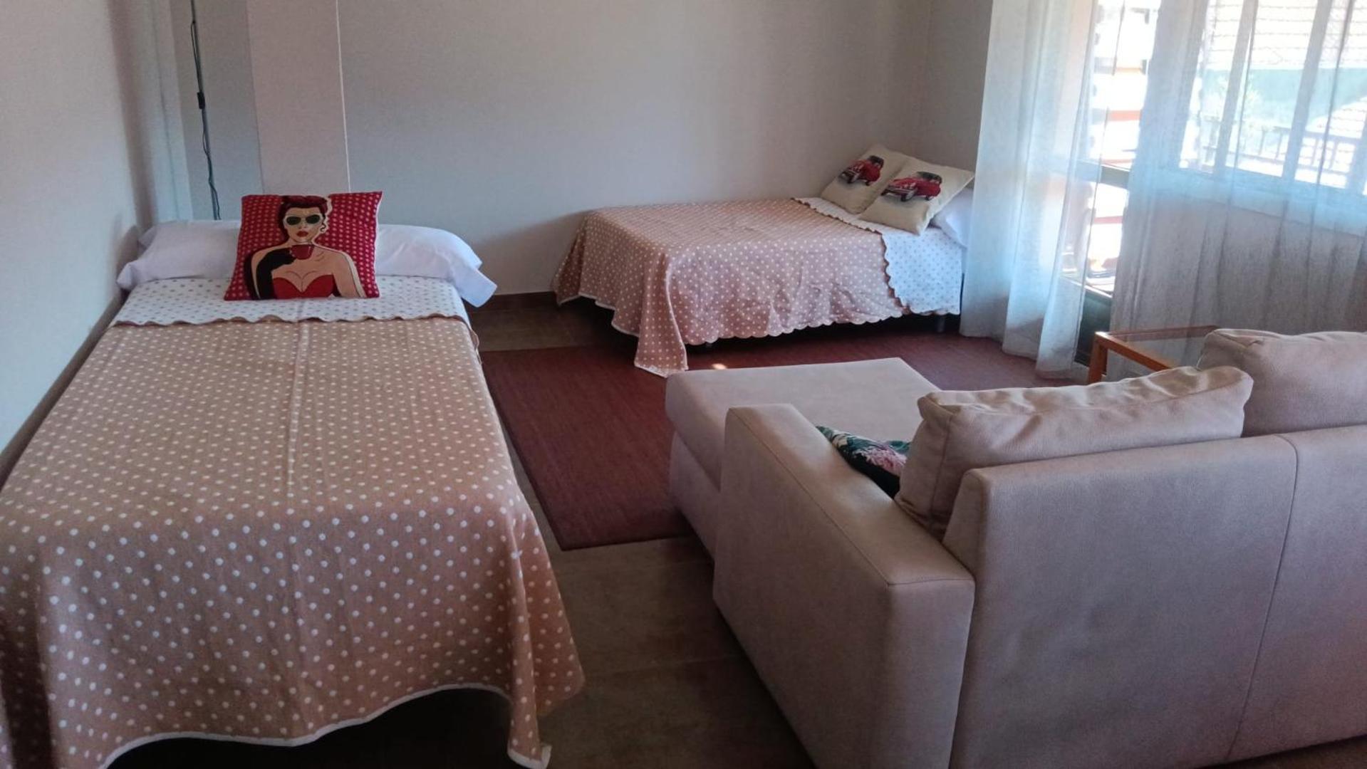 Albergue -Wifi- O Apartamento -No Wifi- Camino Santiago Porrino - En Pleno Centro - City Centre 外观 照片