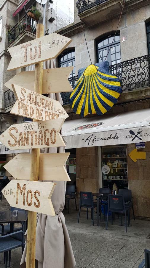 Albergue -Wifi- O Apartamento -No Wifi- Camino Santiago Porrino - En Pleno Centro - City Centre 外观 照片